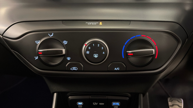 Hyundai BAYON 1.0 TGDi [90] Black Line 5dr Petrol Hatchback - Image 26